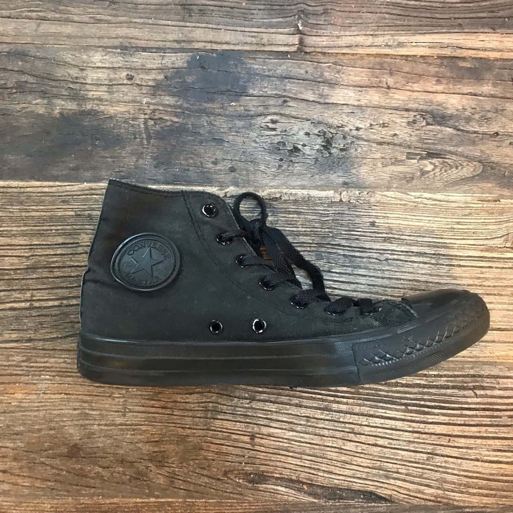 All black converse